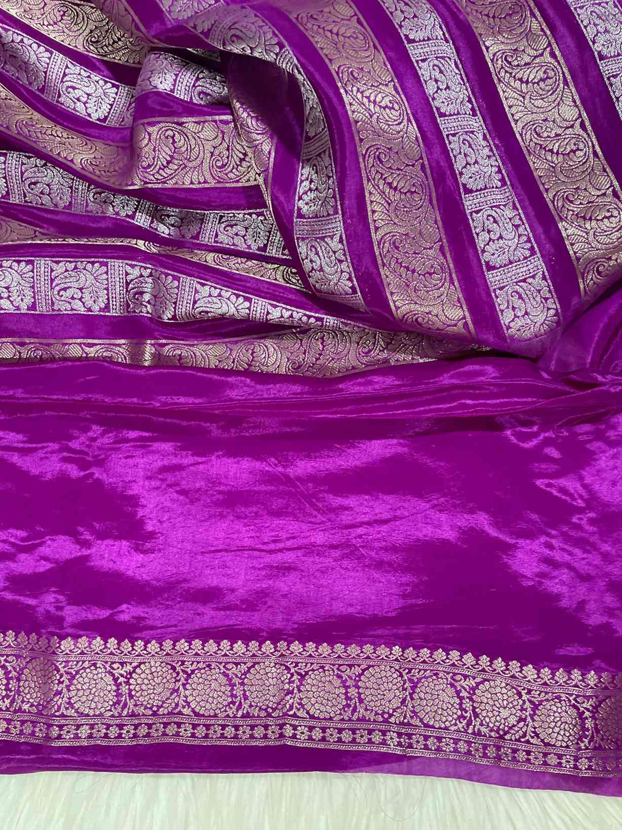 Megenta Pink Viscose Crape Saree