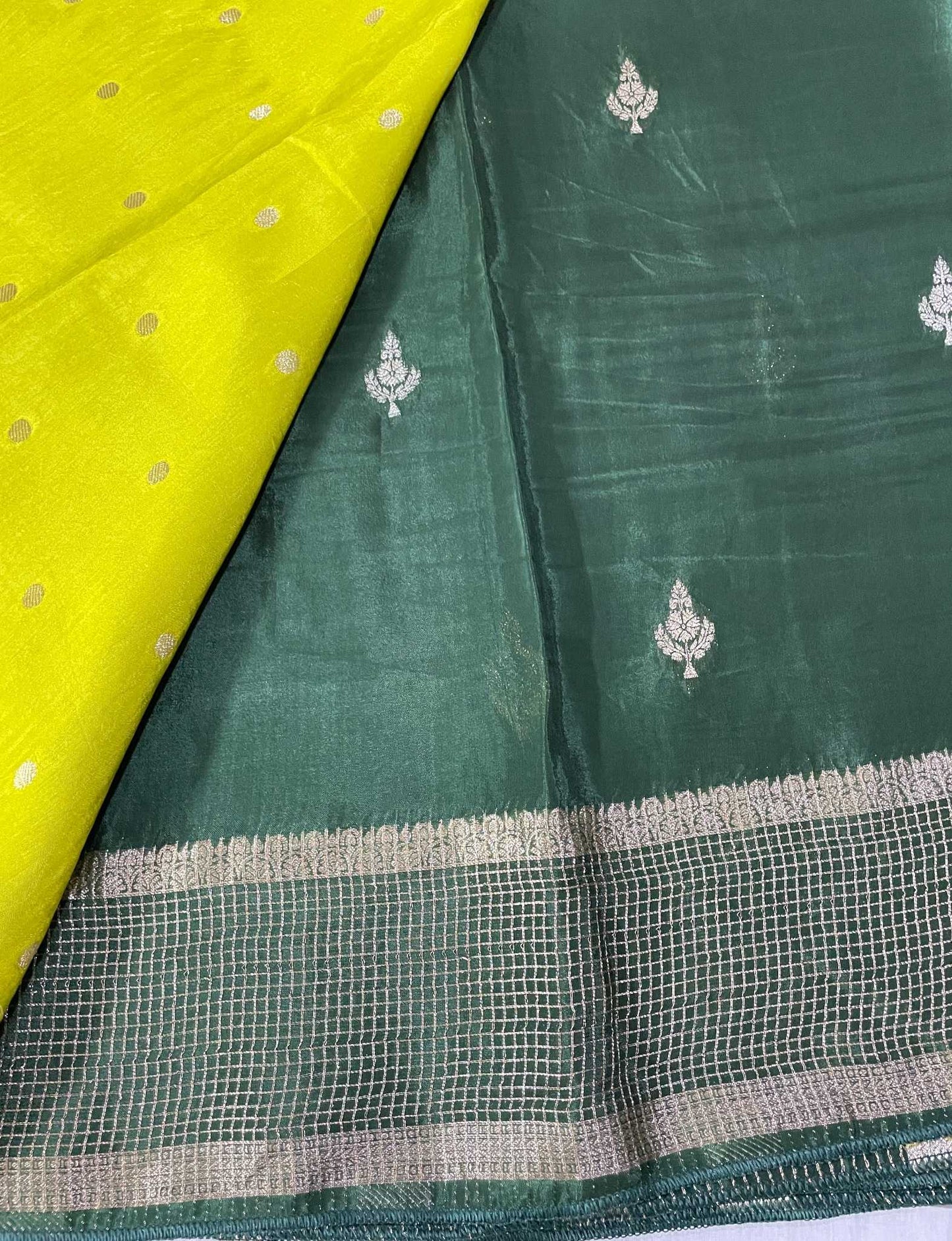 Bottle Green Viscose Crepe Saree